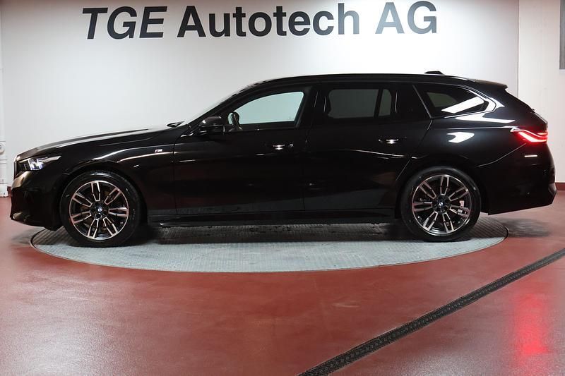Gebraucht BMW 520 M Sport 190 PS (139 kW) 2024 Kombi