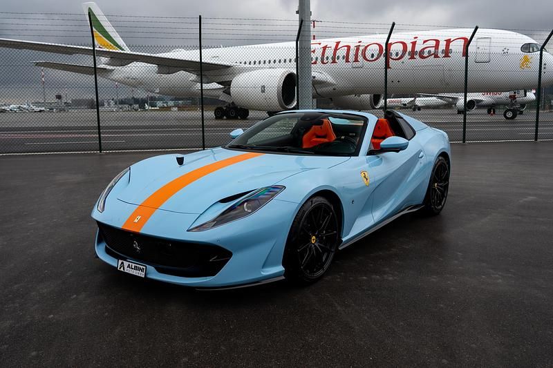 Gebraucht 2023 Ferrari 812 Cabrio | CHF 899’900 - Bild 1/4