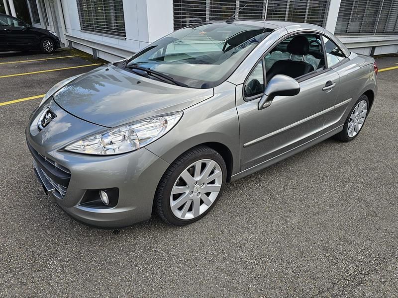 Gebraucht Peugeot 207 CC Allure 120 PS (88 kW) 2012 Cabrio