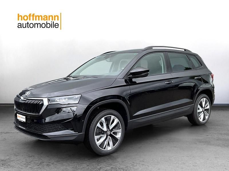 Schwarz Neu 2025 Skoda Karoq SE SUV | CHF 42’900 (Etwas zu teuer) - Bild 1/4