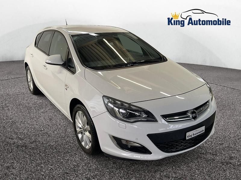 Gebraucht Opel Astra 179 PS (131 kW) 2012
