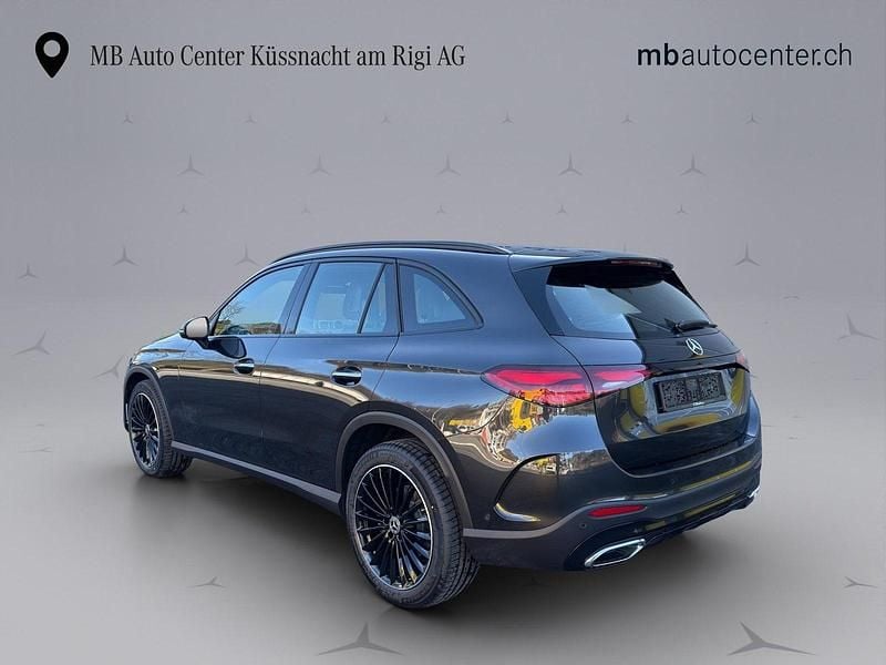 Neu Mercedes GLC220 AMG line 220 PS (161 kW) 2025 Schwarz SUV