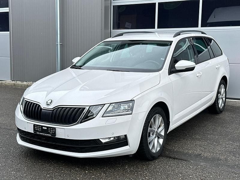 Gebraucht Skoda Octavia Ambition 115 PS (84 kW) 2019 Kombi