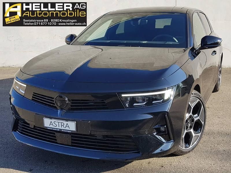 Gebraucht Opel Astra Ultimate 131 PS (96 kW) 2022 Limousine