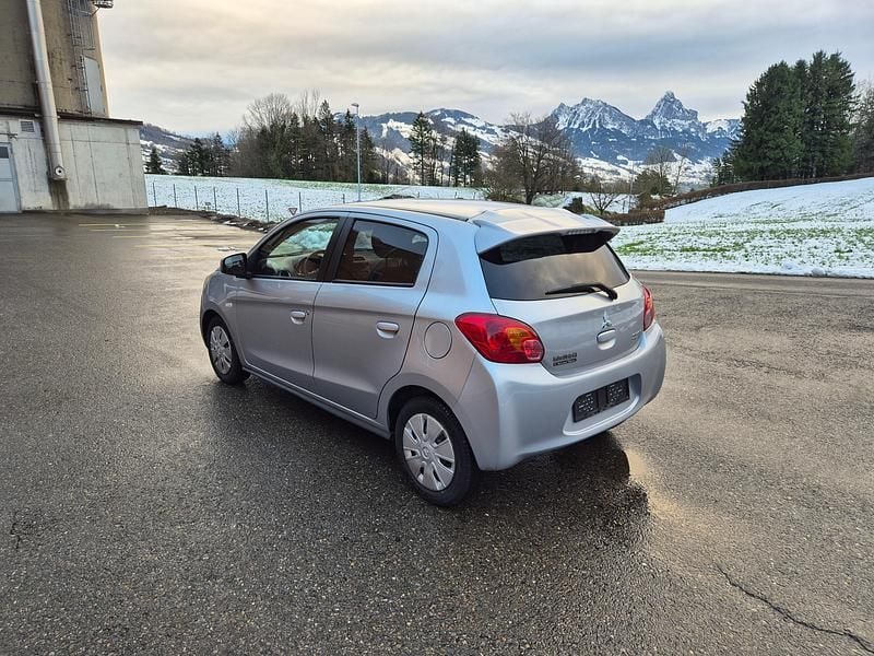 Gebraucht Mitsubishi Space Star Intense 80 PS (58 kW) 2014 Van / Kleinbus