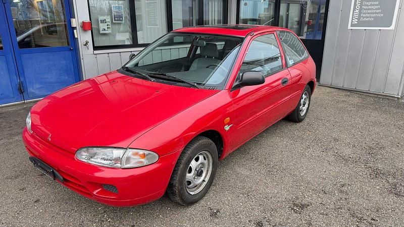Rot Gebraucht 1993 Mitsubishi Colt Limousine | CHF 3’900 - Bild 1/4