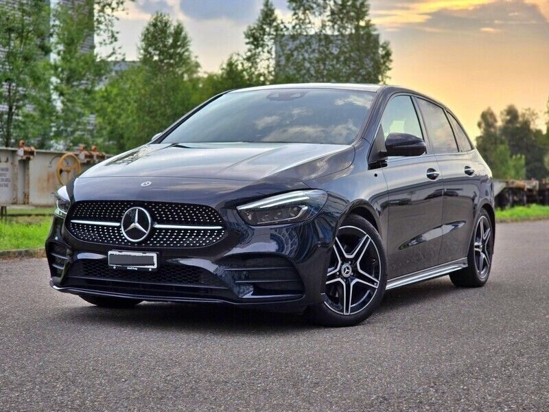 Gebraucht 2021 Mercedes B200 AMG line Van / Kleinbus | CHF 28’500 (Teuer) - Bild 1/4