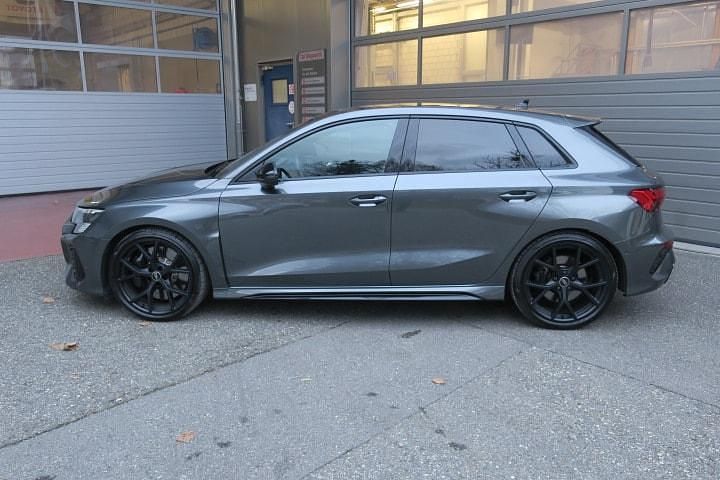 Gebraucht Audi RS3 Sportback 400 PS (294 kW) 2024 Kleinwagen