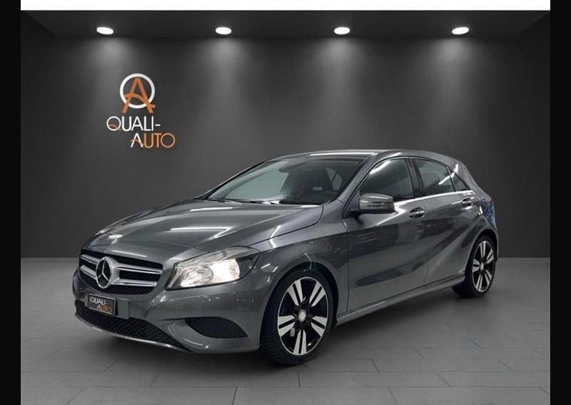 Gebraucht Mercedes A180 Urban 122 PS (89 kW) 2013 Limousine