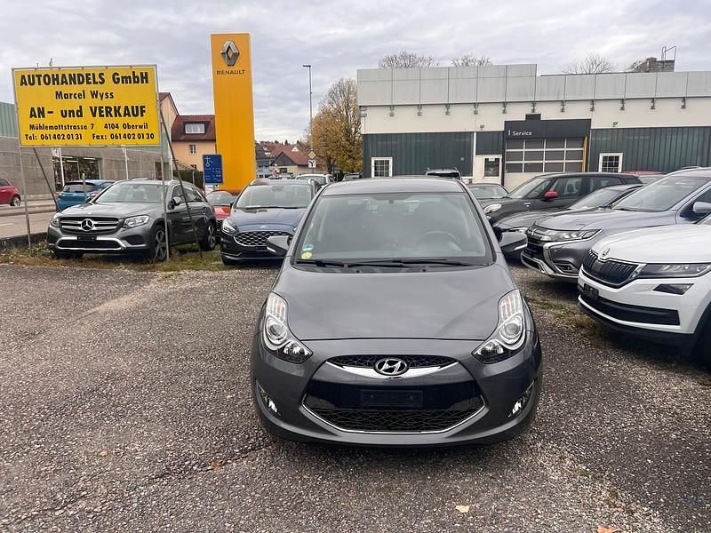 Gebraucht Hyundai ix20 Style 90 PS (66 kW) 2011 Kleinwagen