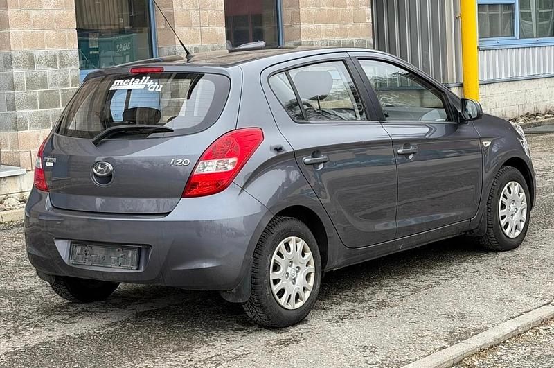 Gebraucht Hyundai i20 Comfort 78 PS (57 kW) 2011 Kleinwagen