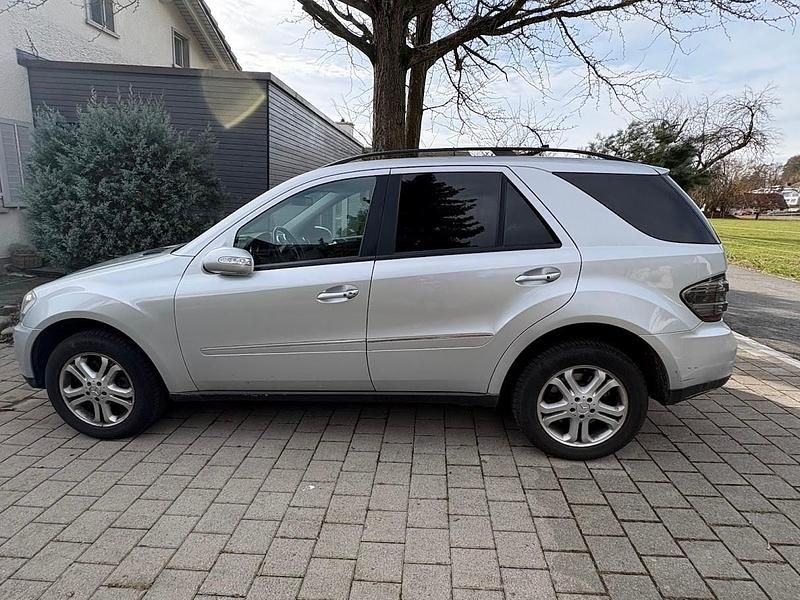 Gebraucht Mercedes ML500 306 PS (225 kW) 2006 SUV