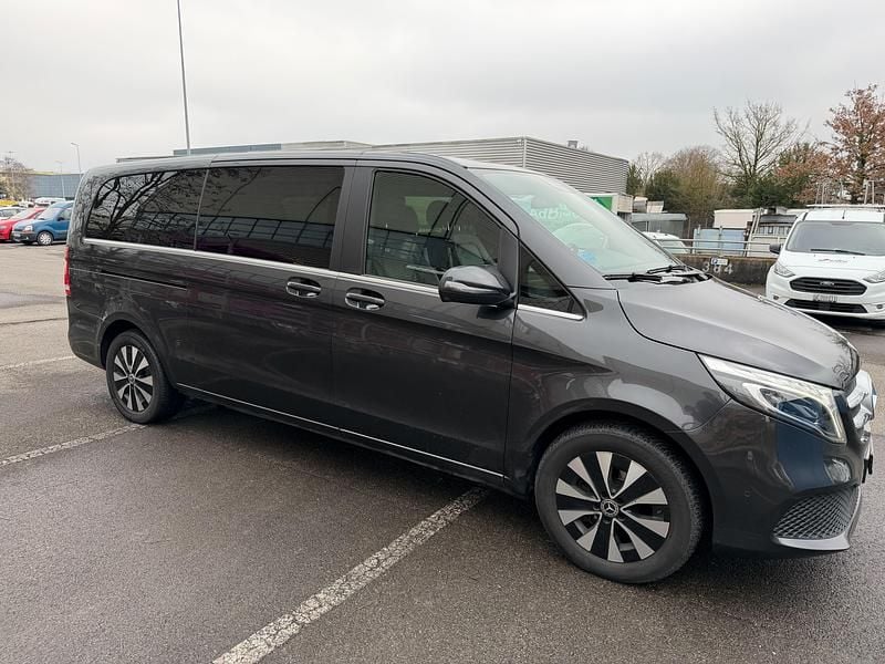 Gebraucht Mercedes V250 190 PS (139 kW) 2022 Van / Kleinbus