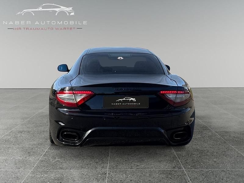 Gebraucht Maserati Granturismo 440 PS (323 kW) 2011 Coupé