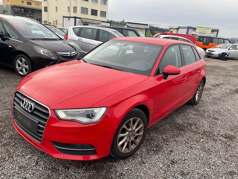 Gebraucht Audi A3 Ambiente 110 PS (80 kW) 2014 Limousine