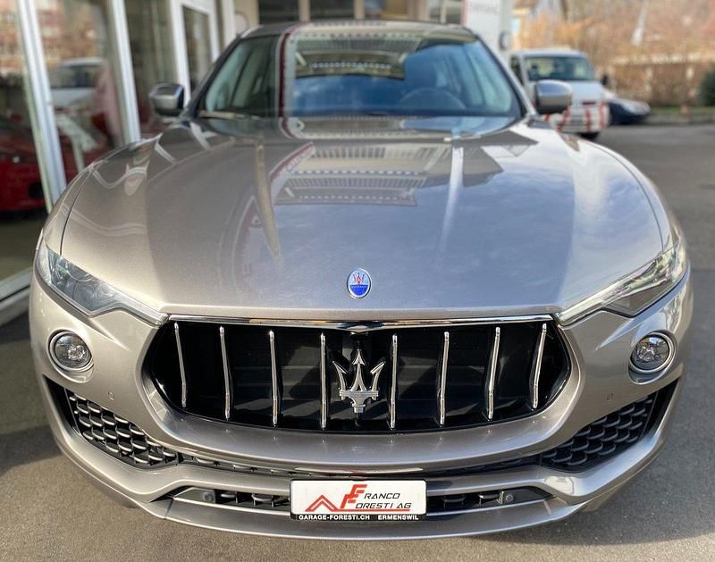 Gebraucht Maserati Levante 275 PS (202 kW) 2016 Grau SUV