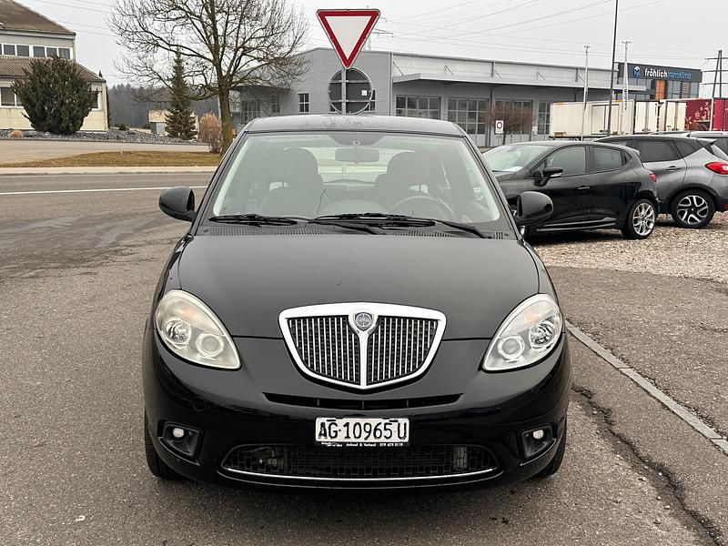Gebraucht Lancia Ypsilon 69 PS (50 kW) 2011 Kleinwagen