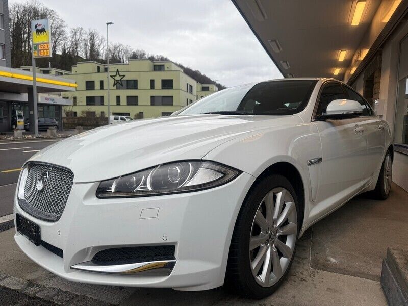 Gebraucht 2014 Jaguar XF Premium Luxury Limousine | CHF 9’950 (Fairer Preis) - Bild 1/4