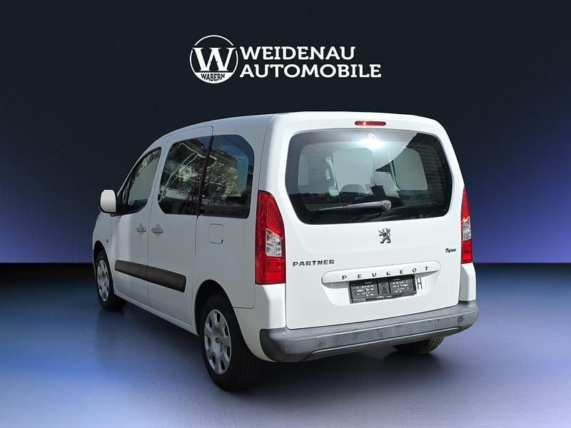 Gebraucht Peugeot Partner 90 PS (66 kW) 2011 Van / Kleinbus