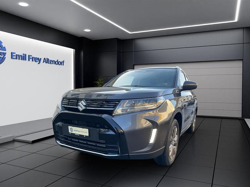 Grau Neu 2025 Suzuki Vitara SUV | CHF 34’780 (Guter Preis) - Bild 1/4