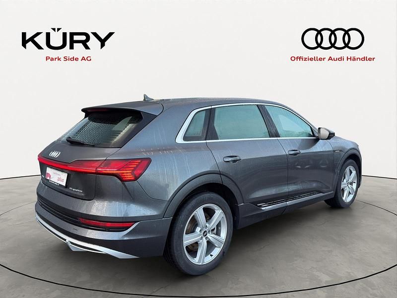 Gebraucht Audi e-tron Ambiente 300 kW (408 PS) 2021 SUV