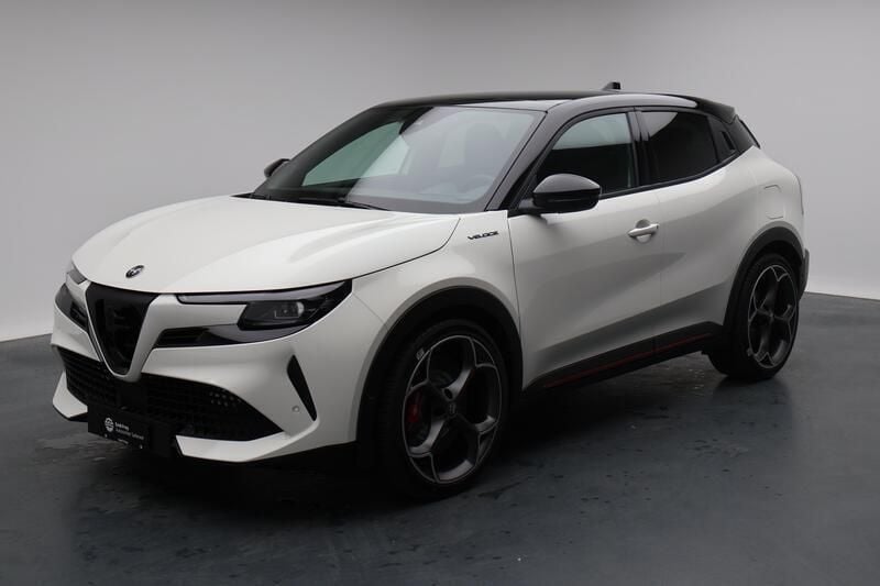 Gebraucht Alfa Romeo Junior Veloce 206 kW (281 PS) 2025 Weiss SUV