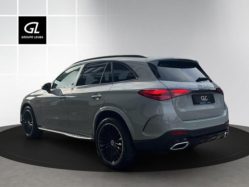 Neu Mercedes GLC220 197 PS (144 kW) 2025 Grau SUV