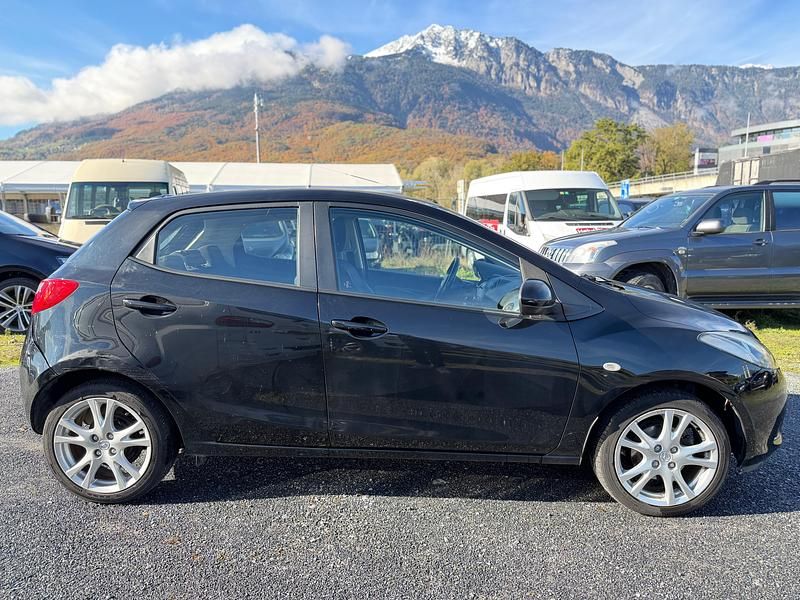 Gebraucht Mazda 2 Exclusive 86 PS (63 kW) 2009