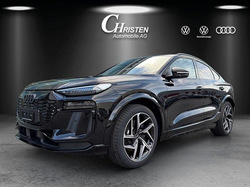 Schwarz Neu 2025 Audi SQ6 Sportback e-tron Ambiente SUV | CHF 99’900 (Superpreis) - Bild 1/4
