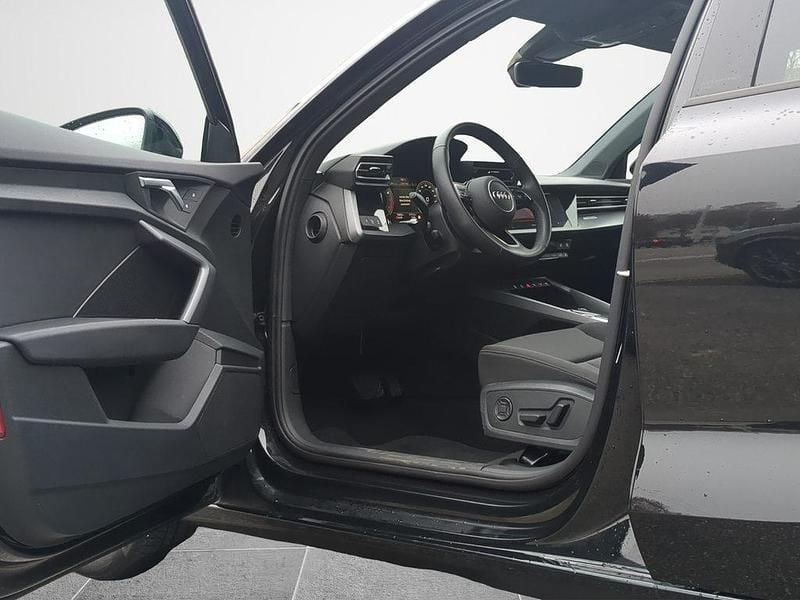 Gebraucht Audi A3 Attraction 150 PS (110 kW) 2024 Limousine