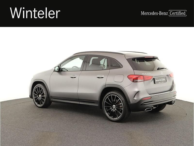Gebraucht Mercedes GLA250 AMG line 160 PS (117 kW) 2021 Grau SUV
