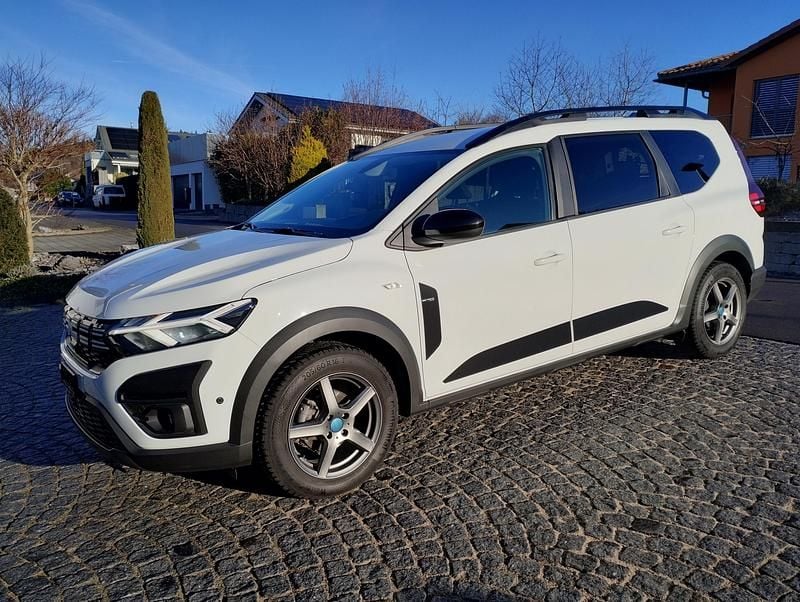 Gebraucht 2023 Dacia Jogger Extreme Van / Kleinbus | CHF 17’800 (Etwas zu teuer) - Bild 1/4