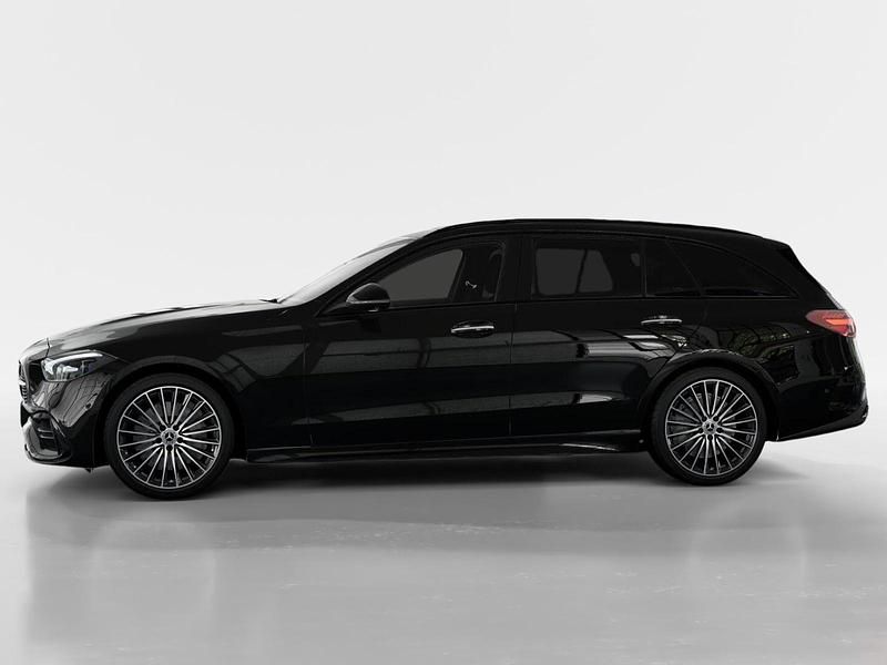 Neu Mercedes C220 AMG line 197 PS (144 kW) 2025 Schwarz Kombi