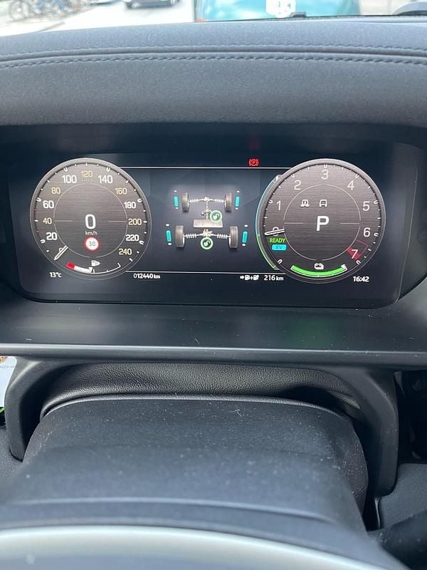 Gebraucht Land Rover Defender SE Dynamic 404 PS (297 kW) 2023 SUV