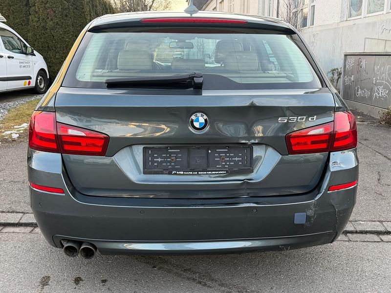 Gebraucht BMW 530 258 PS (189 kW) 2011 Kombi
