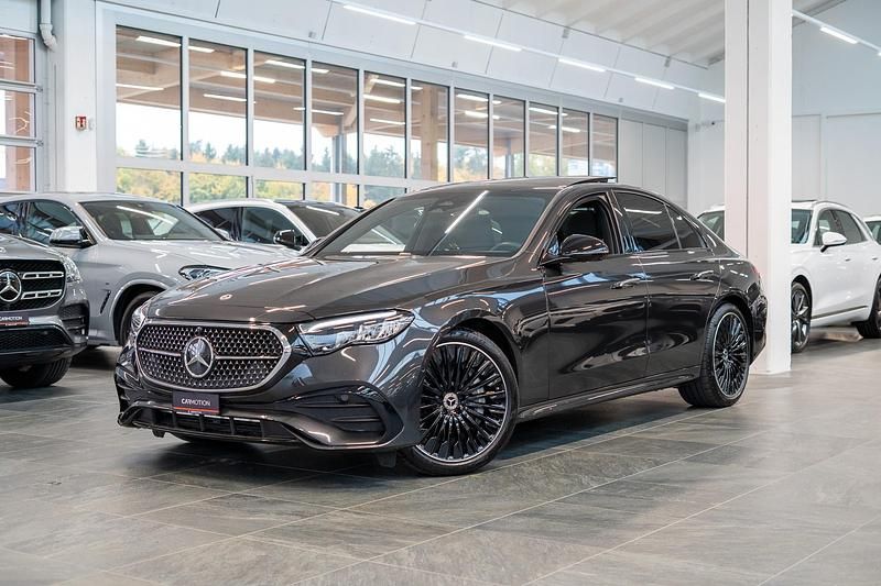 Gebraucht 2024 Mercedes E220 AMG line Limousine | CHF 59’950 - Bild 1/4