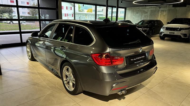 Gebraucht BMW 330 Sport Line 258 PS (189 kW) 2013 Kombi