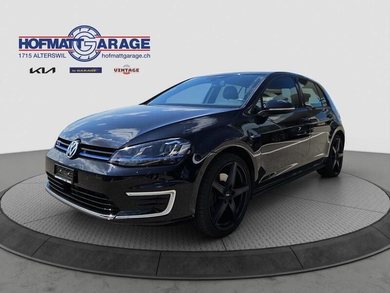 Anthrazit Gebraucht 2015 VW Golf VII GTE Limousine | CHF 14’900 - Bild 1/4