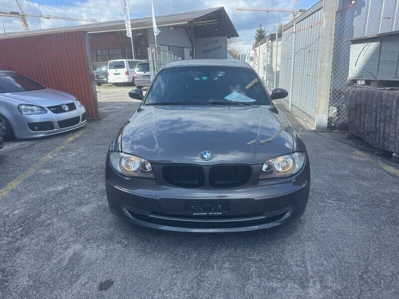 Gebraucht 2008 BMW 120 Kleinwagen | CHF 1’999 - Bild 1/4
