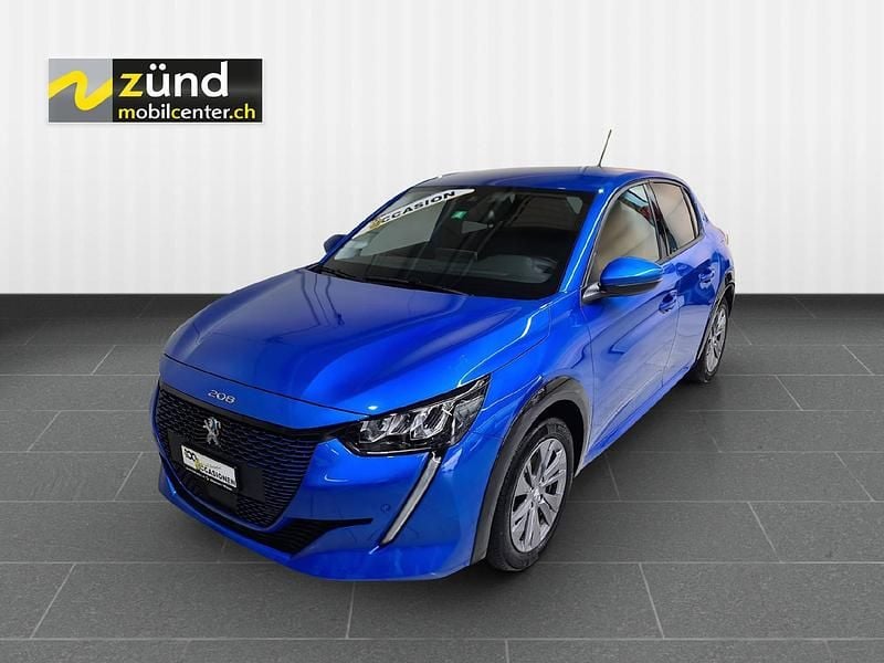 Blau Gebraucht 2021 Peugeot 208 Allure Kleinwagen | CHF 16’900 - Bild 1/4