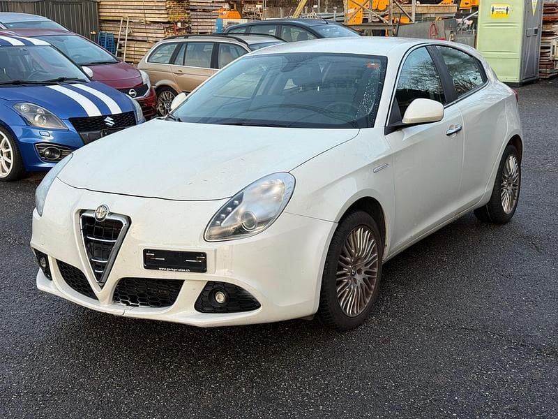 Gebraucht 2010 Alfa Romeo Giulietta Progression | CHF 1’900 (Superpreis) - Bild 1/4