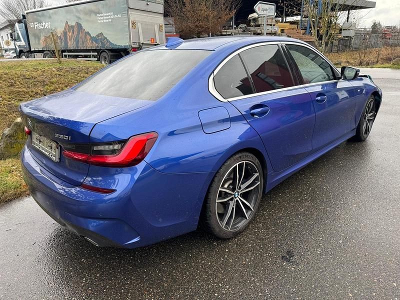 Gebraucht BMW 330 M Sport 258 PS (189 kW) 2019