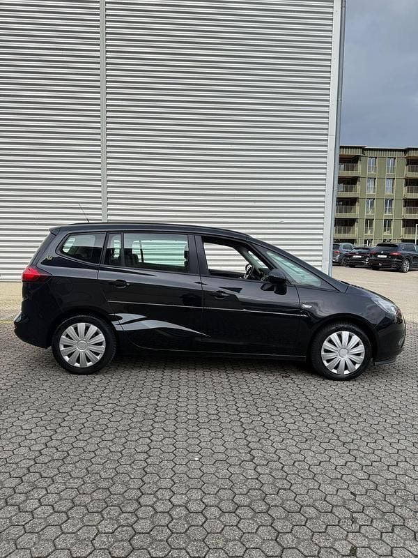 Gebraucht Opel Zafira Tourer 140 PS (102 kW) 2013 Van / Kleinbus