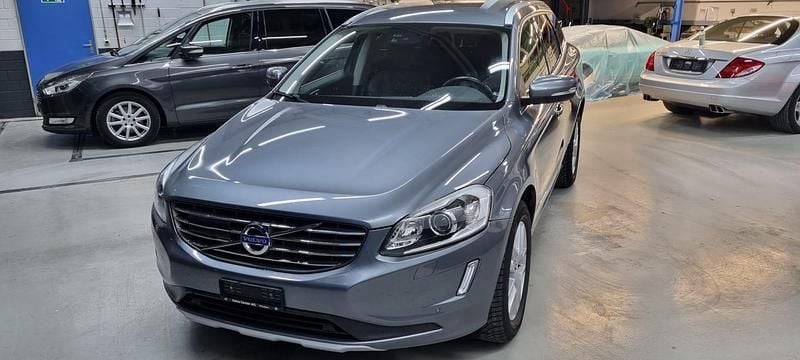 Gebraucht 2016 Volvo XC60 Summum SUV | CHF 16’800 - Bild 1/4