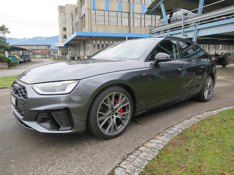Gebraucht 2022 Audi A4 S-Line Kombi | CHF 29’900 (Guter Preis) - Bild 1/4