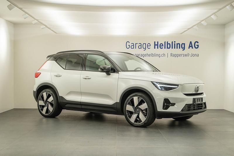 Weiss Gebraucht 2023 Volvo XC40 Ultimate SUV | CHF 36’900 (Fairer Preis) - Bild 1/4
