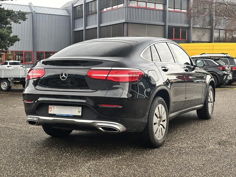 Gebraucht Mercedes GLC350 319 PS (234 kW) 2018 Coupé