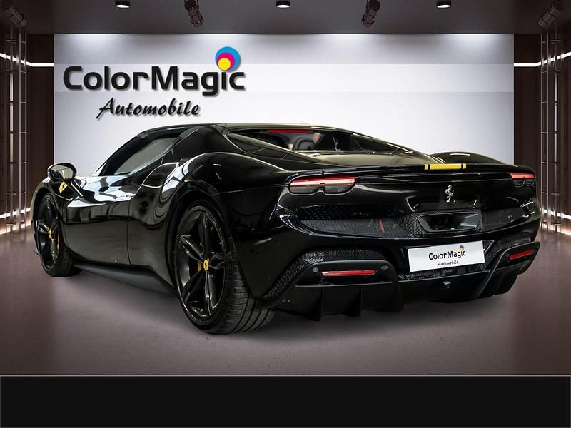 Gebraucht Ferrari 296 830 PS (610 kW) 2024 Cabrio