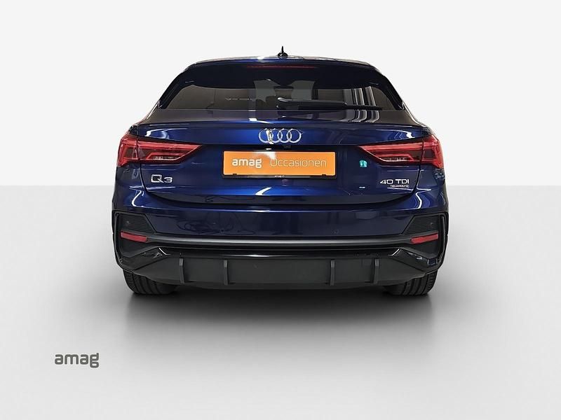 Gebraucht Audi Q3 Sportback Attraction 200 PS (147 kW) 2020 Navarrablau metallic SUV
