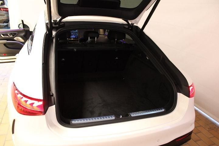 Gebraucht Mercedes EQS500 AMG line 330 kW (449 PS) 2024 Weiss Limousine